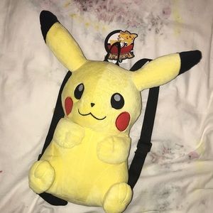 💛 Pokémon stuffed animal backpack 💛 NWT
